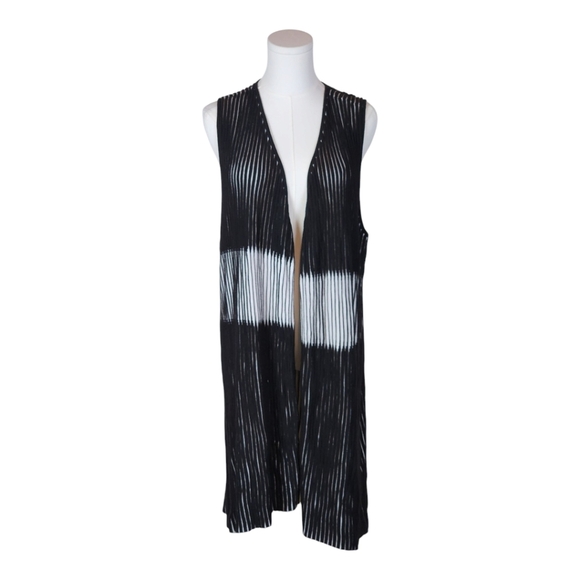 Chico’s Black White Striped Open Front Long Cardigan Vest Sleeveless Size 2 - Picture 1 of 8